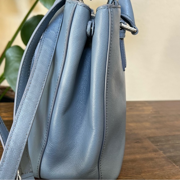 Tory Burch Robinson Double Zip Tote Crossbody Blue Saffiano Leather $495 - Picture 8 of 17